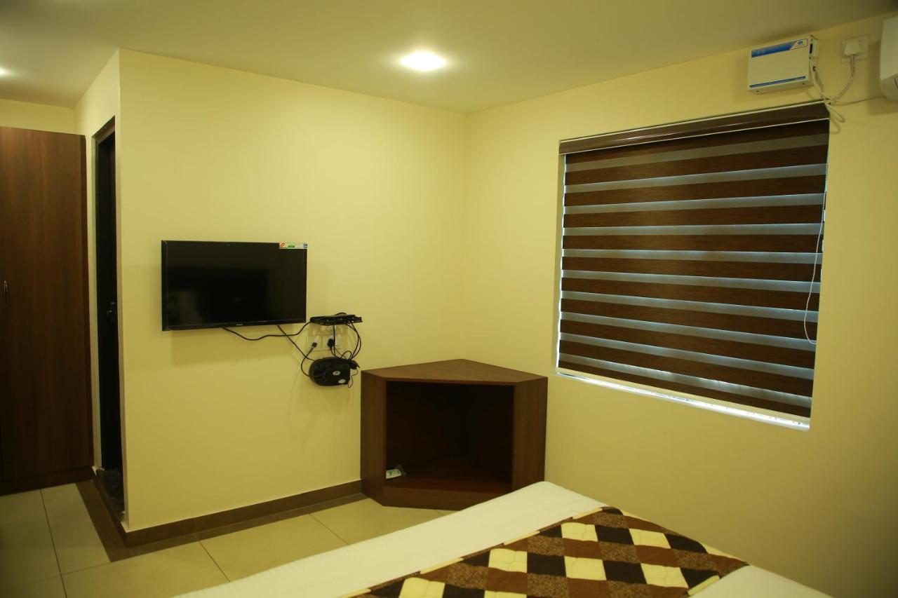 Kalathil Tourist Home Kunnamkulam Buitenkant foto