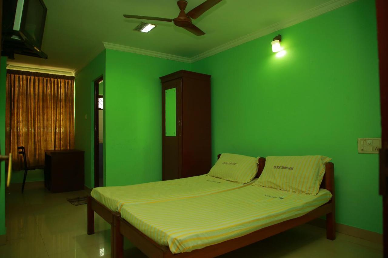 Kalathil Tourist Home Kunnamkulam Buitenkant foto